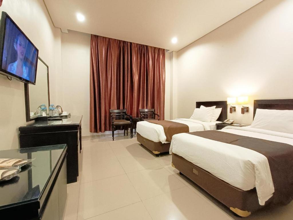 Narita Classic Hotel Surabaya Exterior foto